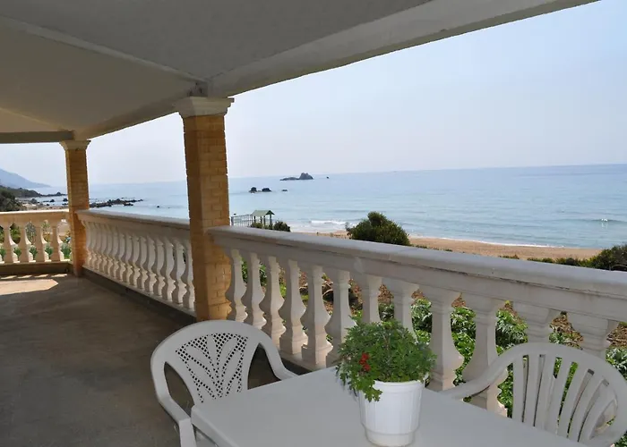 House Tolis - Beach, Corfu 펠레카스